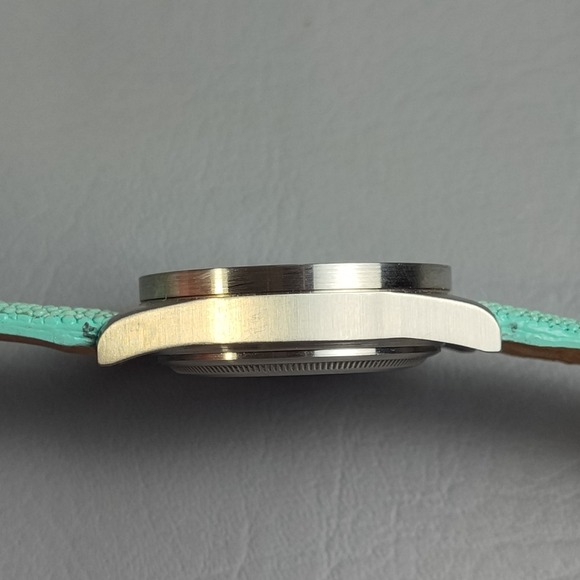 Becomb Diamond Genuine Stingray Watch "There's No Clock" Levi Maestro GreenRARE - Picture 12 of 16